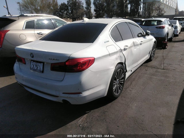WBAJA9C55KB253798 BMW 5 Series 530e Iperformance