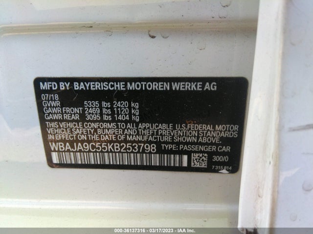 WBAJA9C55KB253798 BMW 5 Series 530e Iperformance