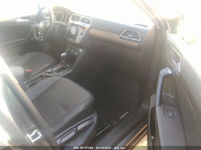 2019 VOLKSWAGEN TIGUAN SE/SEL/SEL R-LINE VIN: 3VV2B7AX7KM143410