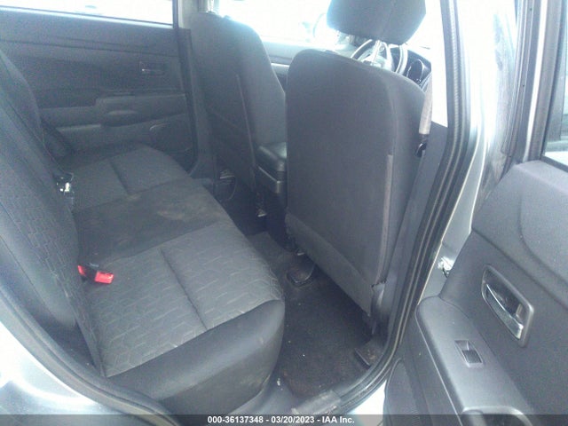 JA4APUAU0MU027121 Mitsubishi Outlander Sport Es/le/be/s