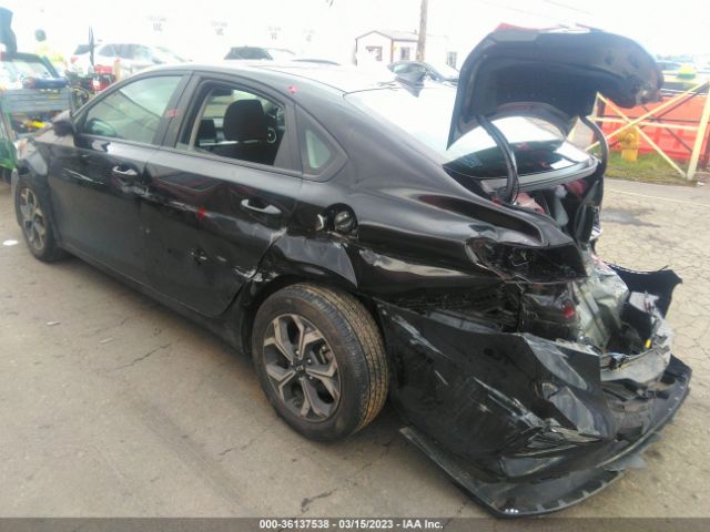 3KPF24AD1ME333219 KIA Forte Lxs