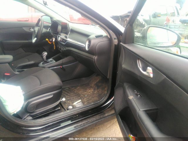 3KPF24AD1ME333219 KIA Forte Lxs