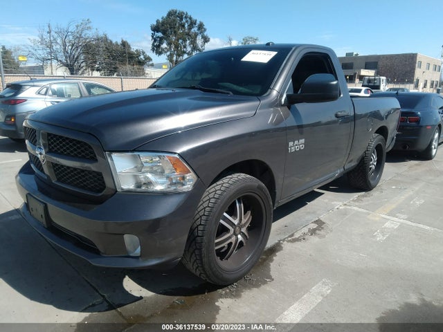 RAM 1500 Express 2015 3C6JR6AG5FG698867 Image 2