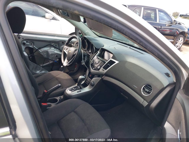 Chevrolet Cruze 1lt 2014 1G1PC5SB9E7475722 Image 5