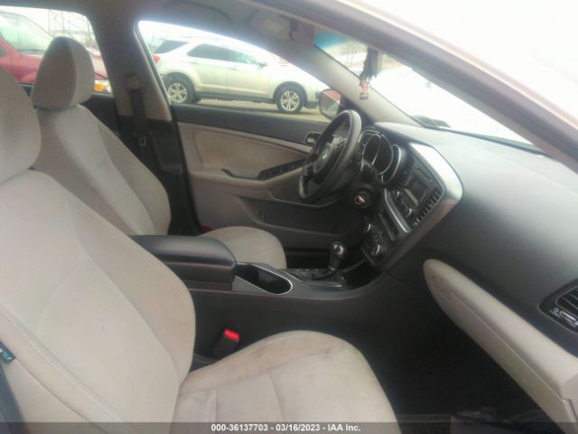5XXGM4A71FG402204 KIA Optima Lx