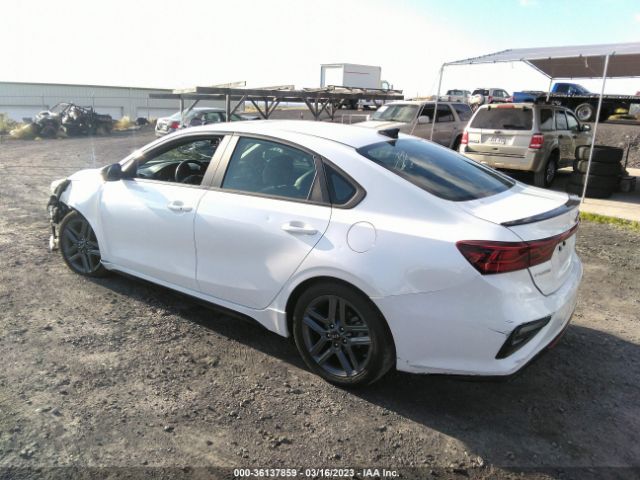 3KPF34AD8ME284016 KIA Forte Gt-line