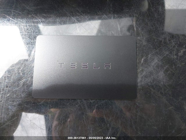Tesla Model Y Long Range 2023 7SAYGDEE5PA076240 Image 3