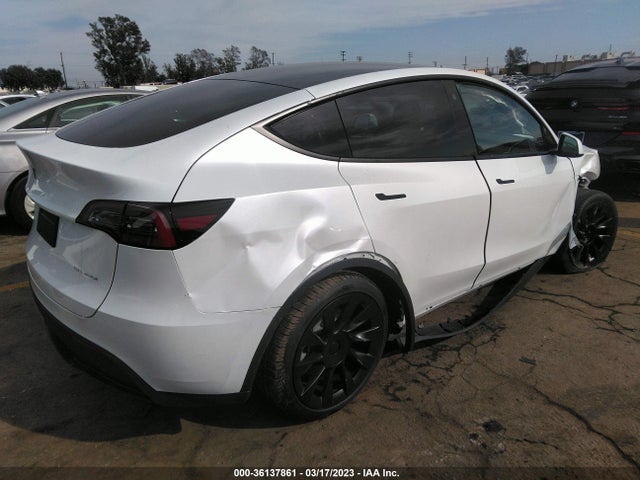 Tesla Model Y Long Range 2023 7SAYGDEE5PA076240 Image 5