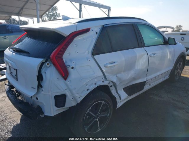 KNDCR3LE0P5062202 KIA NIRO EX