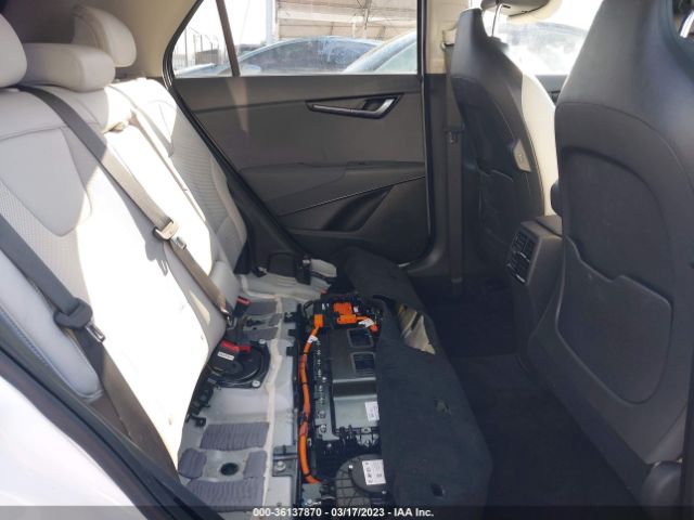 KNDCR3LE0P5062202 KIA NIRO EX