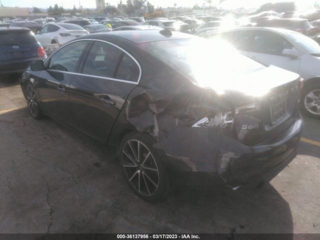 YV126MFK5G2392599 Volvo S60 T5 Drive-e Premier