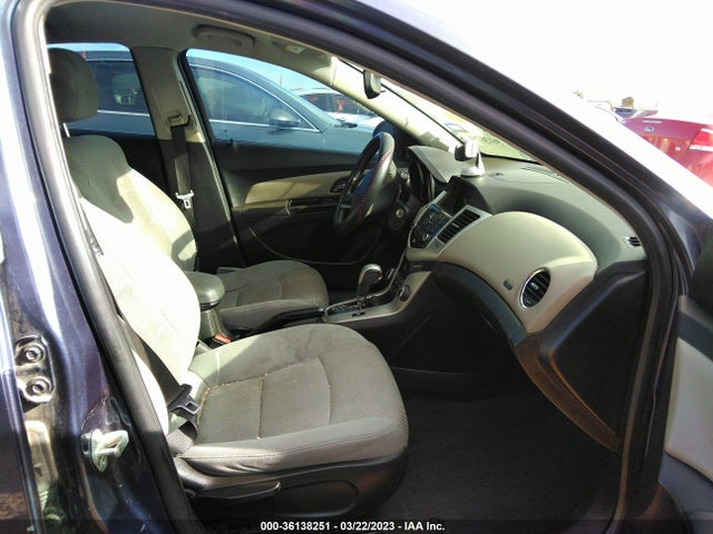 Chevrolet Cruze 1lt 2014 1G1PC5SB2E7290329 Image 5