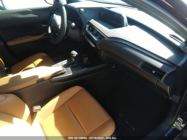 2020 Lexus UX, VIN: JTHX9JBH7L2033842