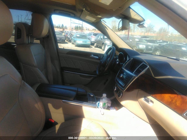 4JGDF7DE4FA537001 Mercedes-Benz Gl-class Gl 550