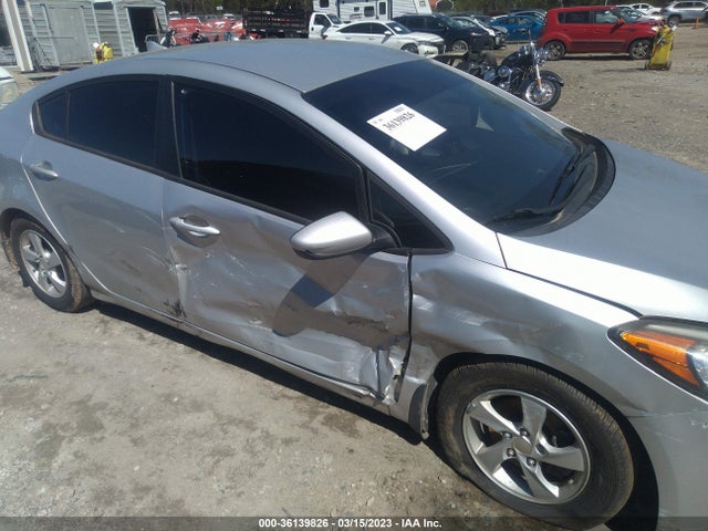 KIA FORTE LX 2016 KNAFK4A60G5534222 Image 6