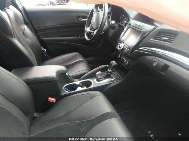 19UDE2F8XMA005011 Acura Ilx Package