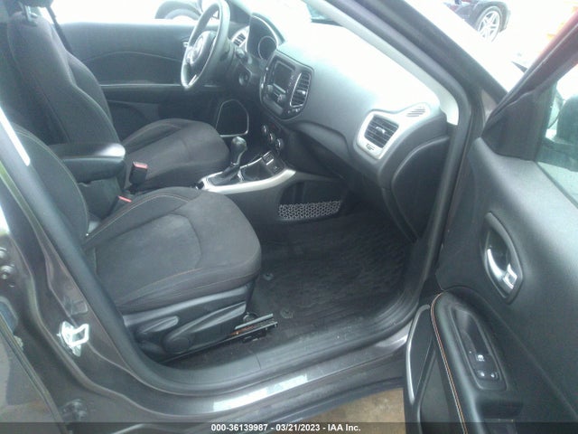 2018 JEEP COMPASS SPORT VIN: 3C4NJCAB3JT328537