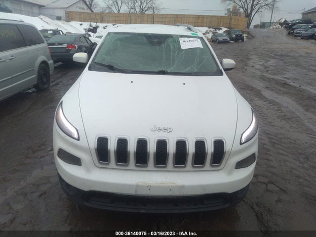 Jeep Cherokee Latitude 2015 1C4PJMCS2FW524241 Image 6