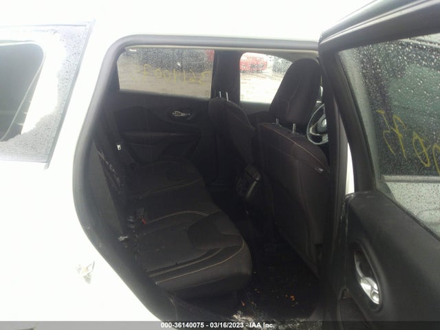 Jeep Cherokee Latitude 2015 1C4PJMCS2FW524241 Image 8