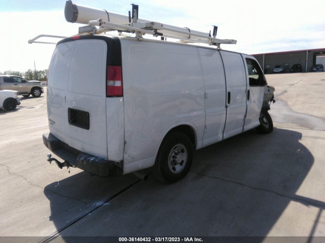 Chevrolet EXPRESS CARGO VAN 2017 1GCWGAFF9H1131070 Image 4