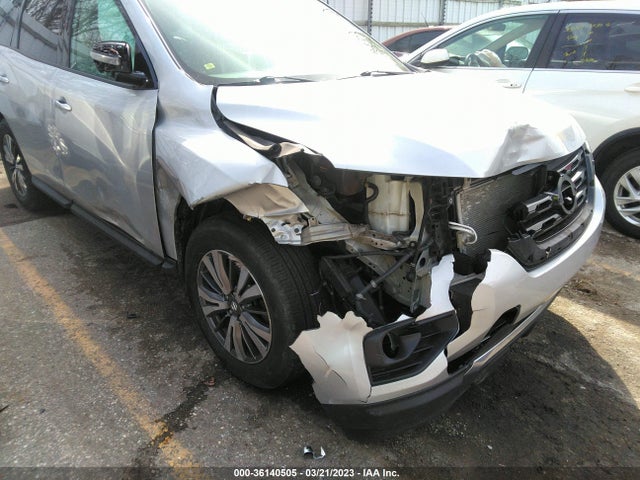 2017 NISSAN PATHFINDER SL VIN: 5N1DR2MM4HC662573