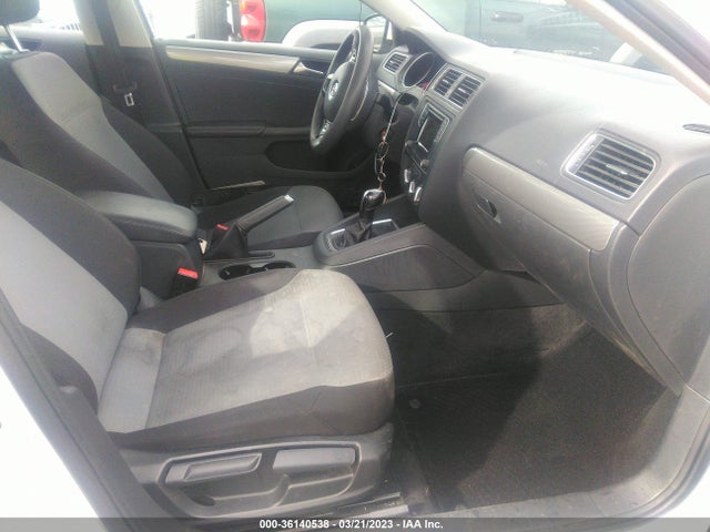 3VW2B7AJ1HM334899 Volkswagen Jetta 1.4t S