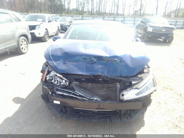 2019 HYUNDAI ELANTRA SE VIN: 5NPD74LF9KH415618