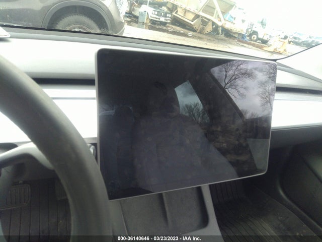 Tesla Model 3 Standard Range Plus 2021 5YJ3E1EA8MF870074 Image 8