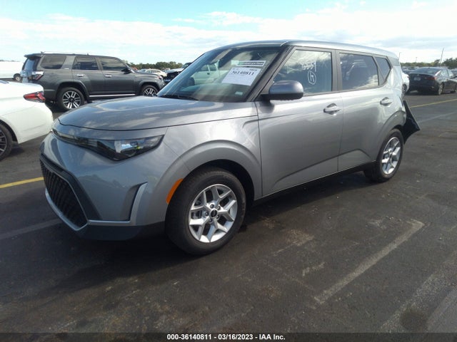 KIA SOUL LX 2023 KNDJ23AU2P7858539 Image 2