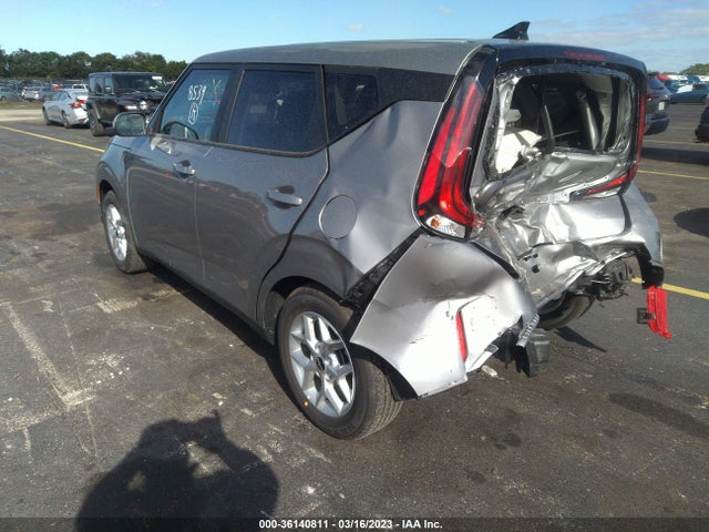 KIA SOUL LX 2023 KNDJ23AU2P7858539 Image 3