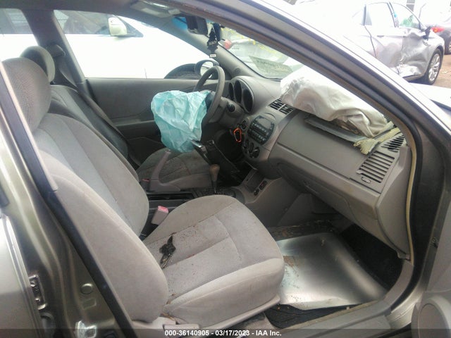 2002 NISSAN ALTIMA S VIN: 1N4AL11D52C234015
