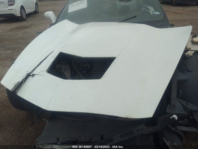 2015 Chevrolet Corvette, VIN: 1G1YB2D78F5113974
