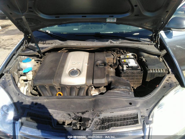 2008 VOLKSWAGEN JETTA SEDAN SE VIN: 3VWRM71K88M132014