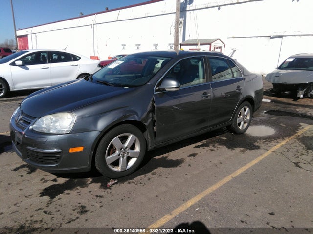 2008 VOLKSWAGEN JETTA SEDAN SE VIN: 3VWRM71K88M132014