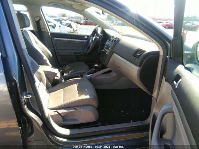 2008 VOLKSWAGEN JETTA SEDAN SE VIN: 3VWRM71K88M132014