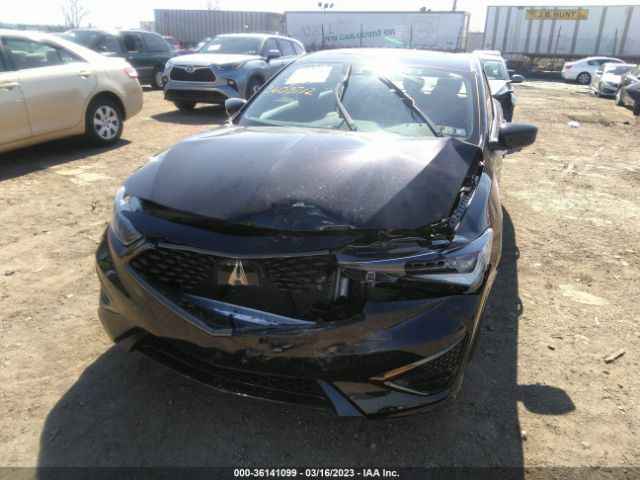 19UDE2F82NA007577 Acura Ilx Package