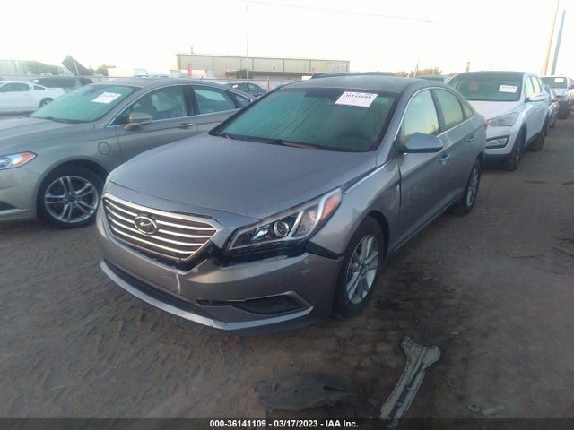 2015 HYUNDAI SONATA 2.4L SE VIN: 5NPE24AF2FH166607
