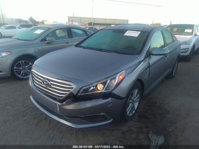 2015 HYUNDAI SONATA 2.4L SE VIN: 5NPE24AF2FH166607
