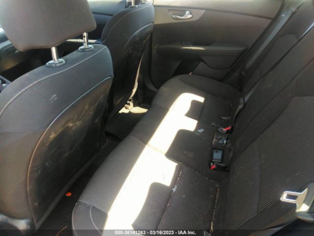 3KPF24ADXKE120993 KIA Forte Lxs