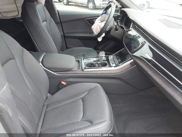 WA1EVAF14MD015753 Audi Q8 Premium Plus