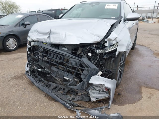 WA1EVAF14MD015753 Audi Q8 Premium Plus