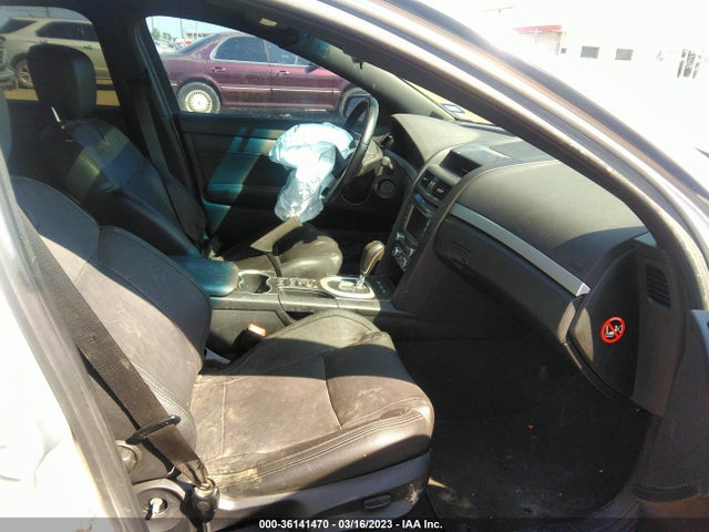 2009 PONTIAC G8 VIN: 6G2ER57739L227908