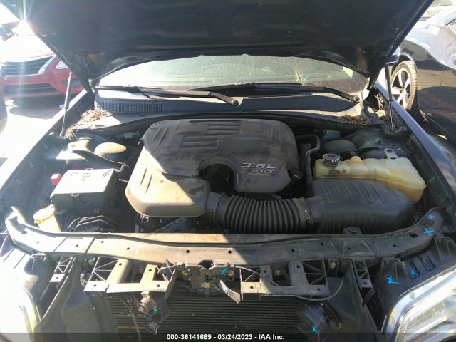 2C3CCAEGXJH130014 Chrysler 300 Limited
