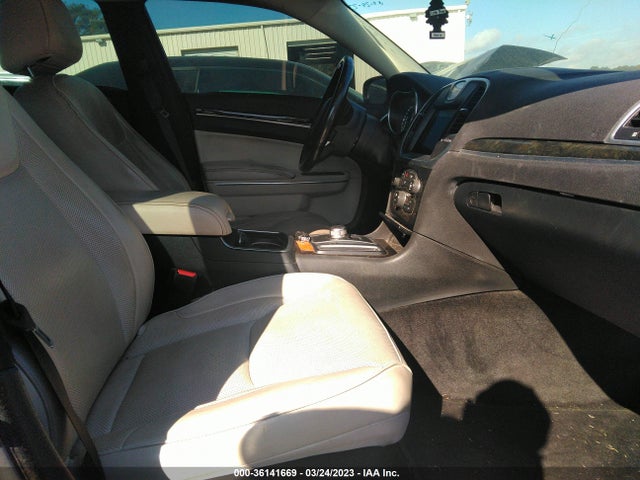 2C3CCAEGXJH130014 Chrysler 300 Limited