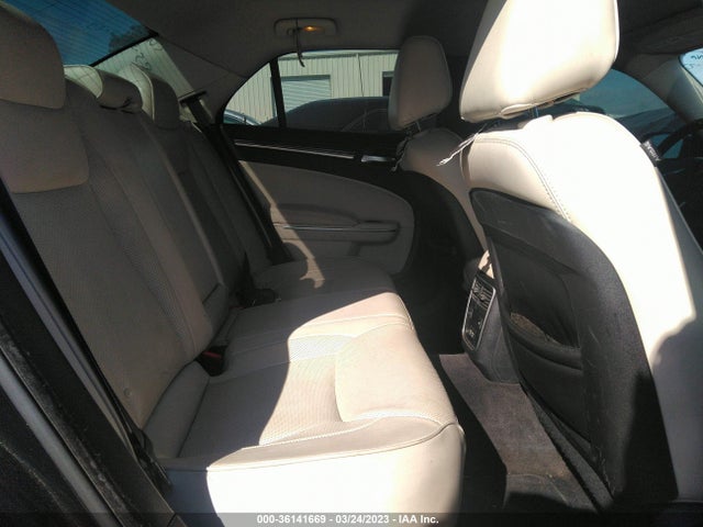 2C3CCAEGXJH130014 Chrysler 300 Limited