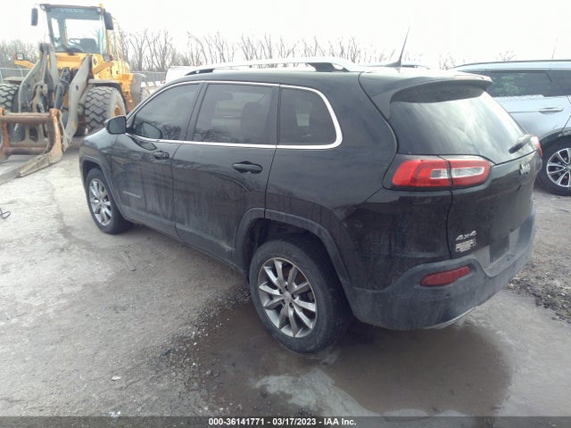 2018 Jeep Cherokee, VIN: 1C4PJMDX5JD515239