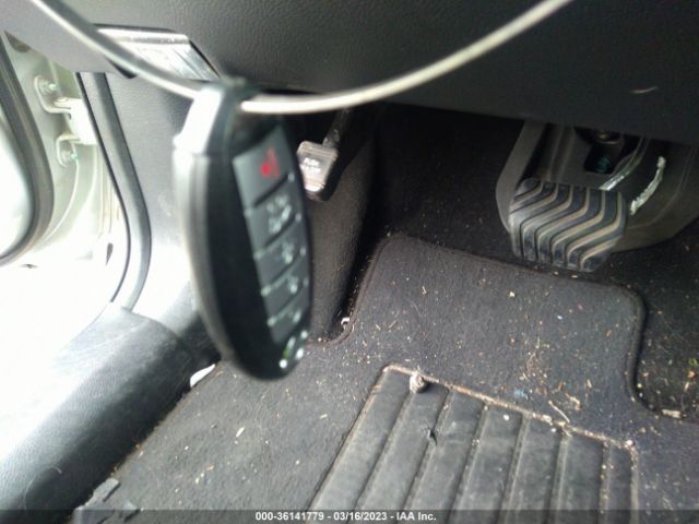 KNMAT2MT7JP525559 Nissan ROGUE SV
