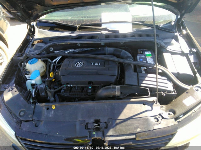 3VWD07AJ5EM381895 Volkswagen Jetta Sedan Se W/connectivity