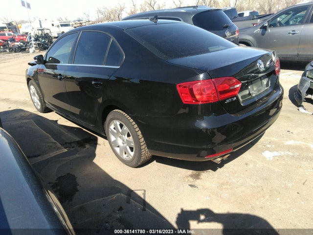 3VWD07AJ5EM381895 Volkswagen Jetta Sedan Se W/connectivity