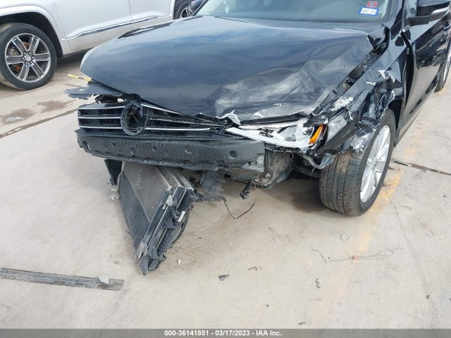 3VWD67AJ5GM375466 Volkswagen Jetta Sedan 1.4t Se W/connectivity